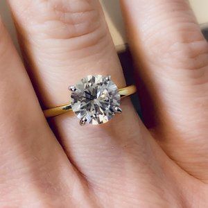 NEW 18K Gold-Plated Platinum-Plated Oval Cubic Zirconia Ring